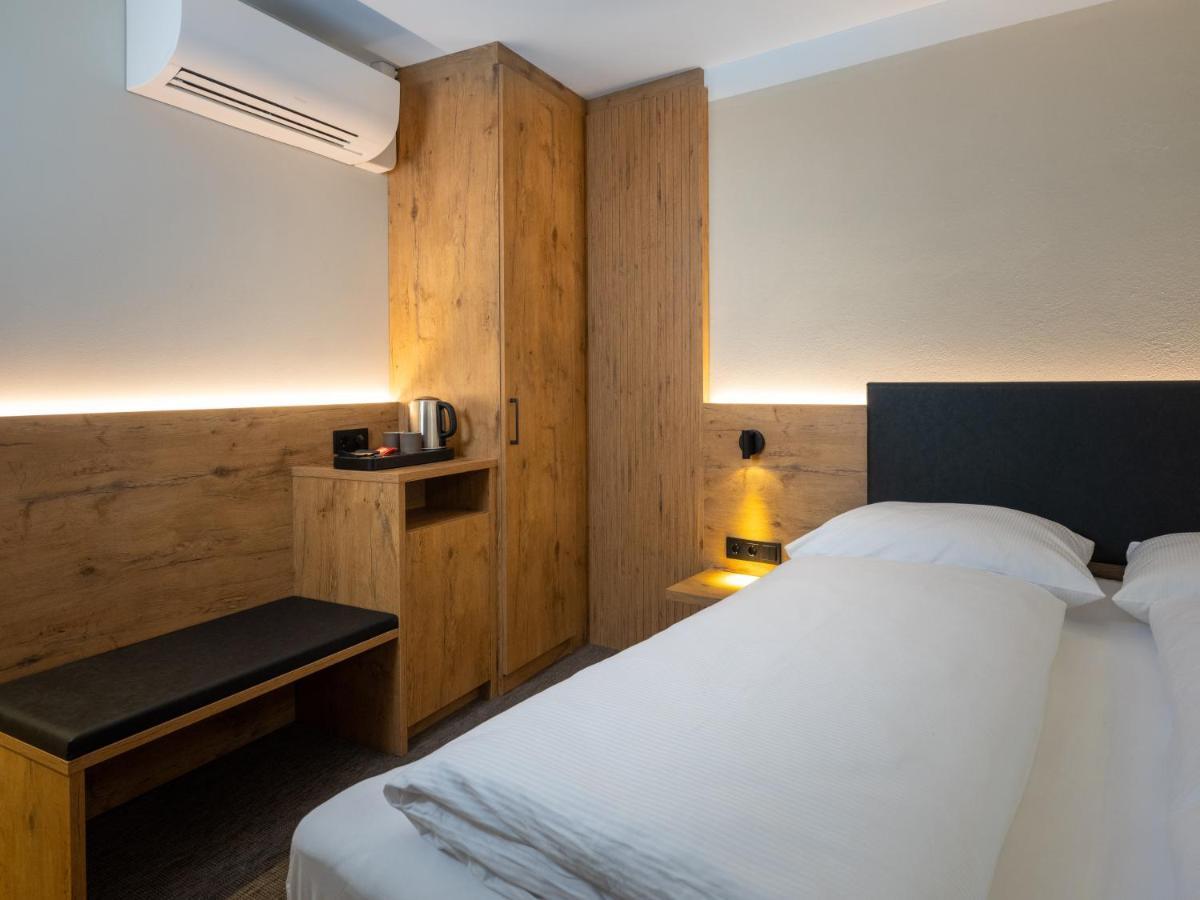 Nashi Hotel