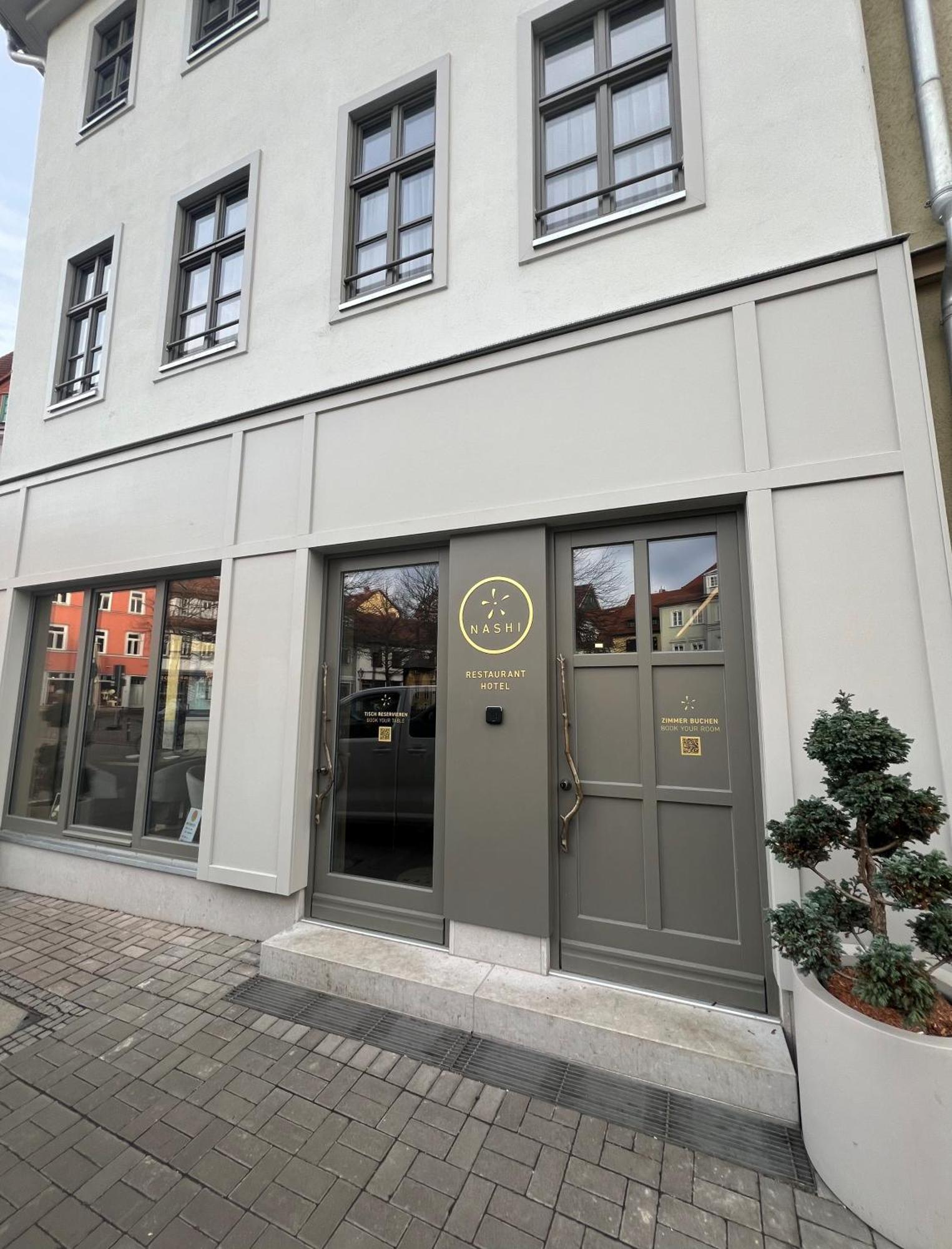 Nashi Hotel 4*